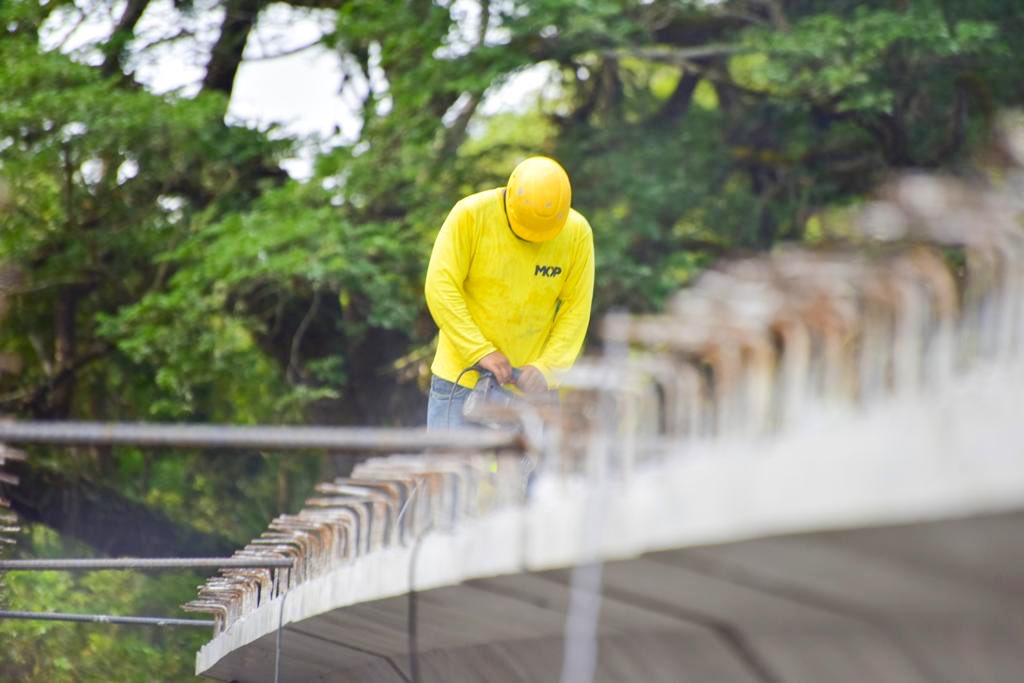 Avanza construcción de puentes que mejorarán conectividad del Periférico Gerardo Barrios avanza-construccion-de-puentes-que-mejoraran-conectividad-del-periferico-gerardo-barrios